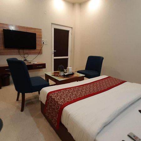 Hotel Ventures Inn Amritsar Chambre photo
