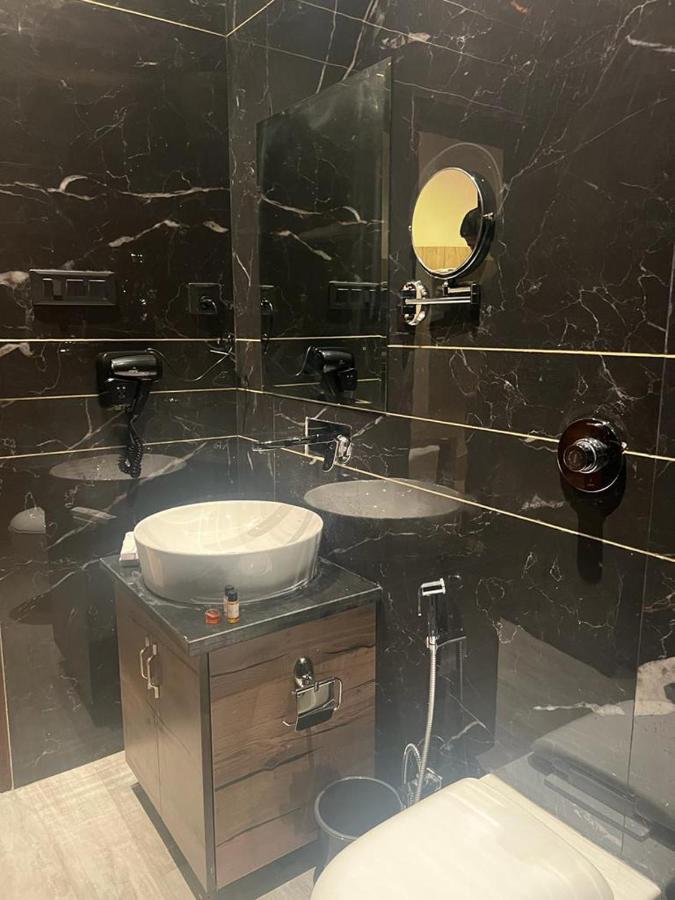 Hotel Ventures Inn Amritsar Extérieur photo
