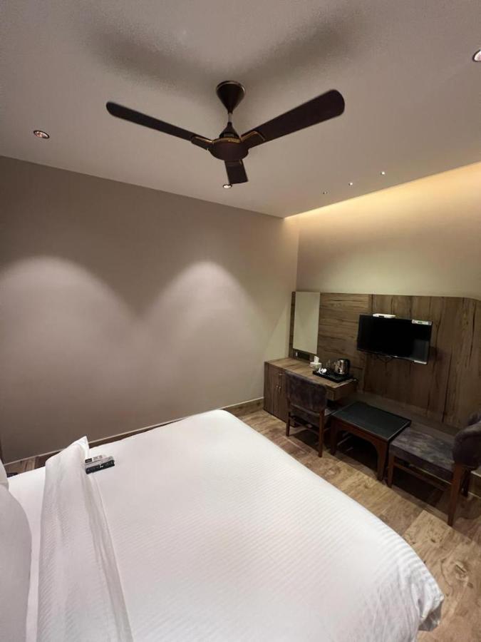 Hotel Ventures Inn Amritsar Extérieur photo