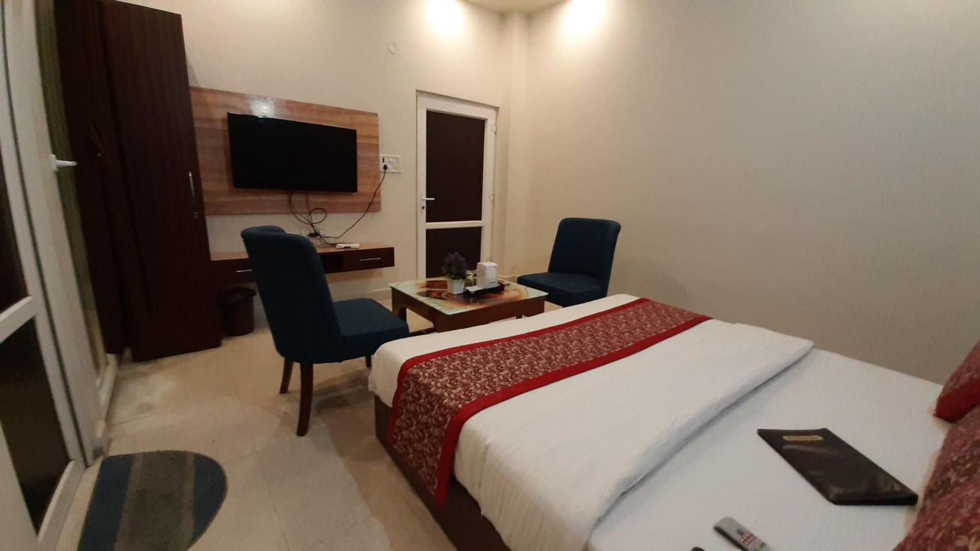 Hotel Ventures Inn Amritsar Chambre photo