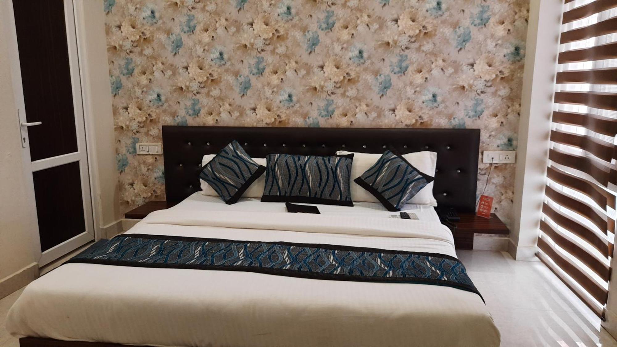 Hotel Ventures Inn Amritsar Chambre photo
